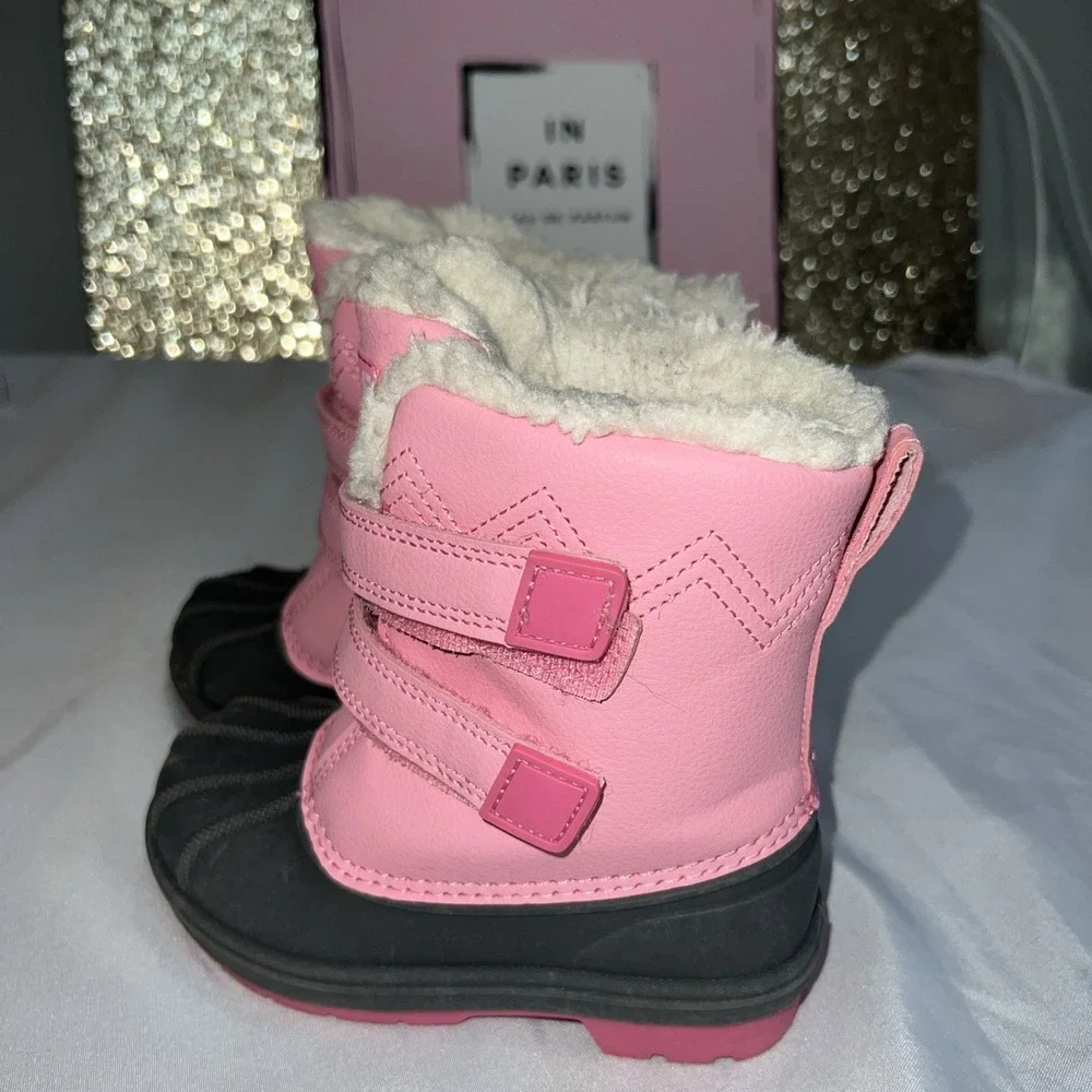 Cat & Jack Pink Winter Snowboots Sz 8 Girls Outdoor Boots‎